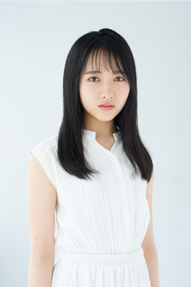 STU48石田千穂がソロ写真集を発売！「自然な笑顔を見てもらいたいです」｜ウォーカープラス