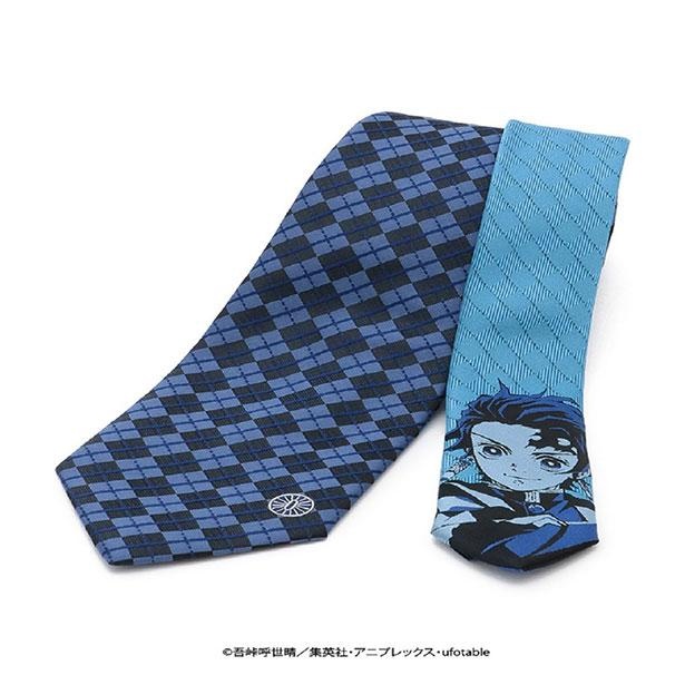 竈門 炭治郎モデルはおなじみのチェック柄