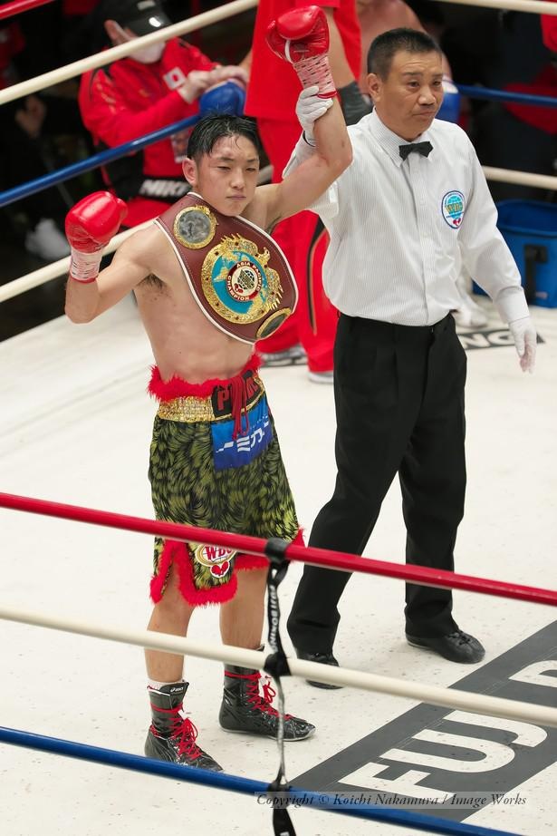 11回TKOで勝利した森武蔵選手