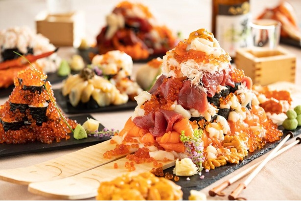 豪快に盛り付けられた寿司に舌鼓 北海道の星野リゾート トマムで 海鮮こぼれフェス が開催中 ウォーカープラス
