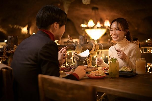 非日常を感じさせる店内は、デートはもちろん特別な日の利用におすすめ！