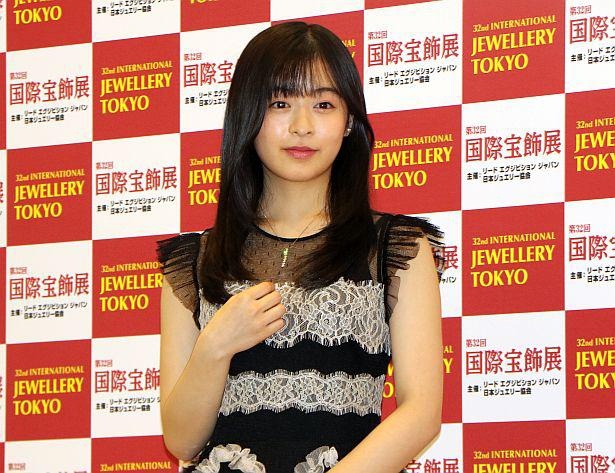 【写真】美麗なドレス姿で魅了！森七菜、新木優子、戸田恵梨香らのドレス姿を写真でチェック