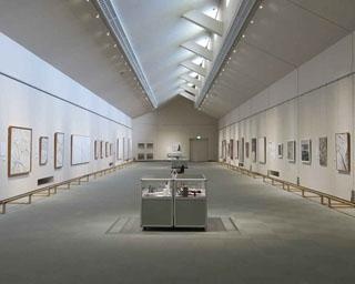 雪の北海道を描く、新潟県南魚沼市のトミオカホワイト美術館で「新収蔵品と北海道の風景」が開催中