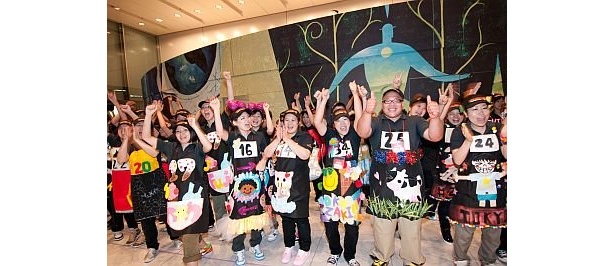 オールジャパン クリーマリーカップで優勝したジャズドリーム長島店のクルーたち。このチームワークが…