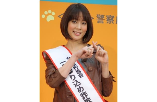 内田恭子が妊娠発表後初の公の場で“5か月”と公表
