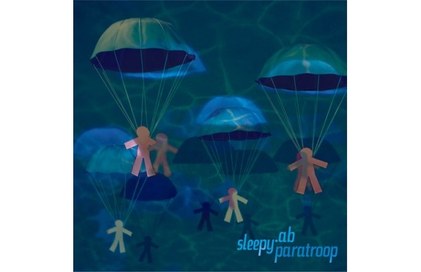 11/25にリリースされるニューアルバム「paratroop」。2月末出荷分までは冬季限定スペシャルプライス（￥2100）盤