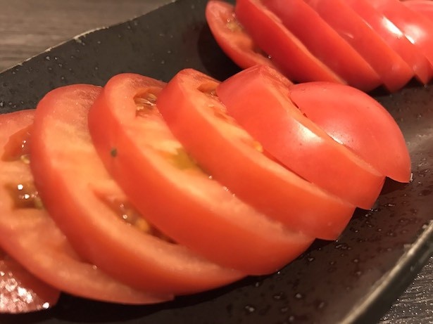 小粒ながら甘み抜群の”トマト”をはじめとした”土佐野菜”