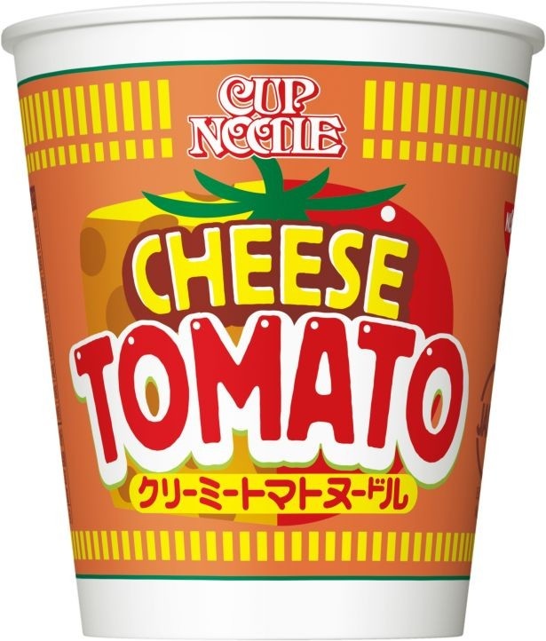【写真を見る】濃厚でクリーミーな味わいが寒い季節にぴったりな冬季限定カップヌードル「カップヌードル クリーミートマトヌードル」(希望小売価格・税抜180円)も発売中！