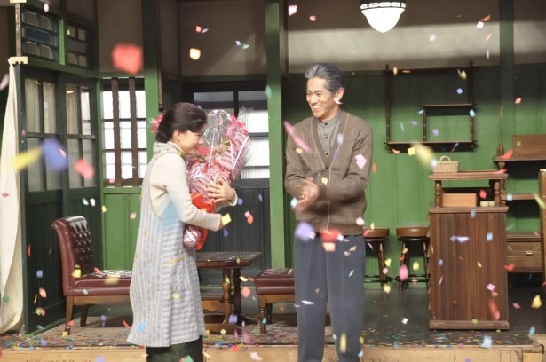 夫・紀夫を演じた永山絢斗は「最後はかわいいおじいちゃん、おばあちゃんになれて幸せでした｣と、芳根と夫婦を演じた感想を述べた