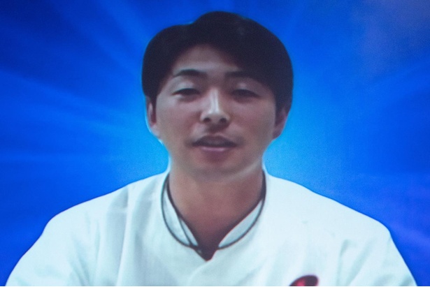 広島東洋カープの大瀬良大地選手は「超元気でバリ熱いプレーをファンの皆さんにお届けしたいなと思っております」と意気込んだ