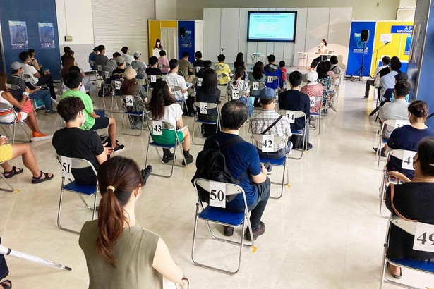 人気の水中写真家によるセミナーなど、さまざまなテーマのステージイベントを開催。素敵な商品が当たるチャンスもある