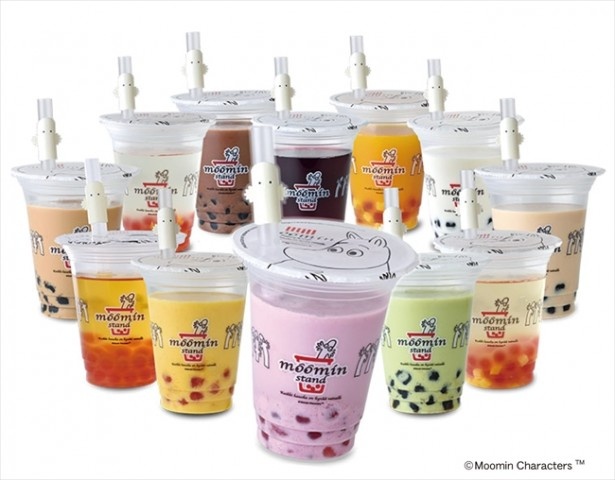 不思議な食感の「ニョロニョロのたね」を使ったミックスジュースやミルクベースのドリンクなど多彩なメニューが楽しめる