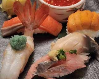 絶対食べたい！小樽の老舗寿司＆ボリューム満点海鮮丼