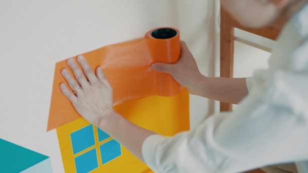 テープ自体で絵を作り上げることも可能だ