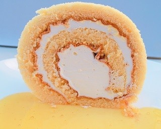 1日4万本販売の「はちみつロールケーキ」、ネット通販が復活！