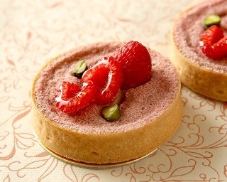 ジョエル・ロブション監修のプランタンフェア！春を感じるパンやケーキが勢揃い