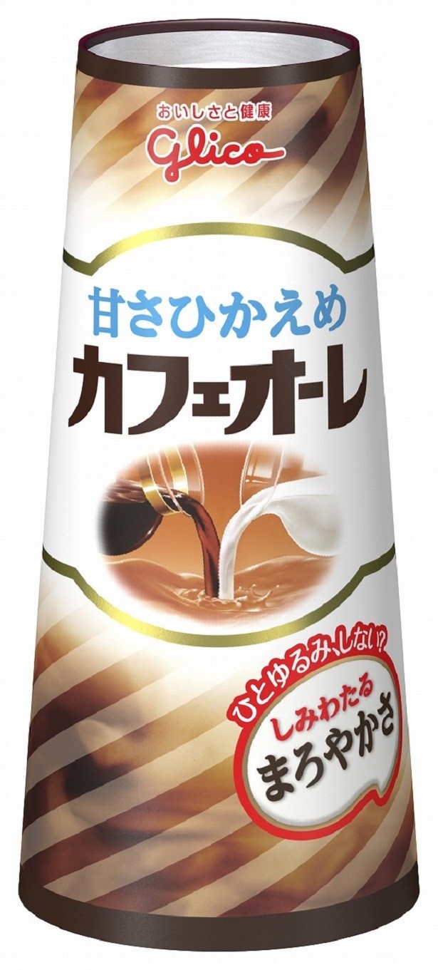 【写真を見る】「甘さひかえめ カフェオーレ 180ml」(税別105円)