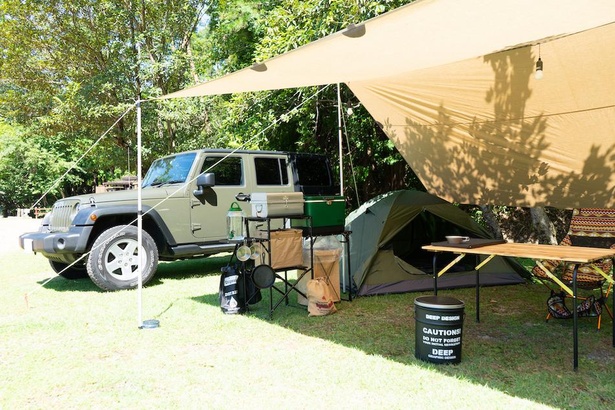 車をテントに横付けできる、人気のオートキャンプ