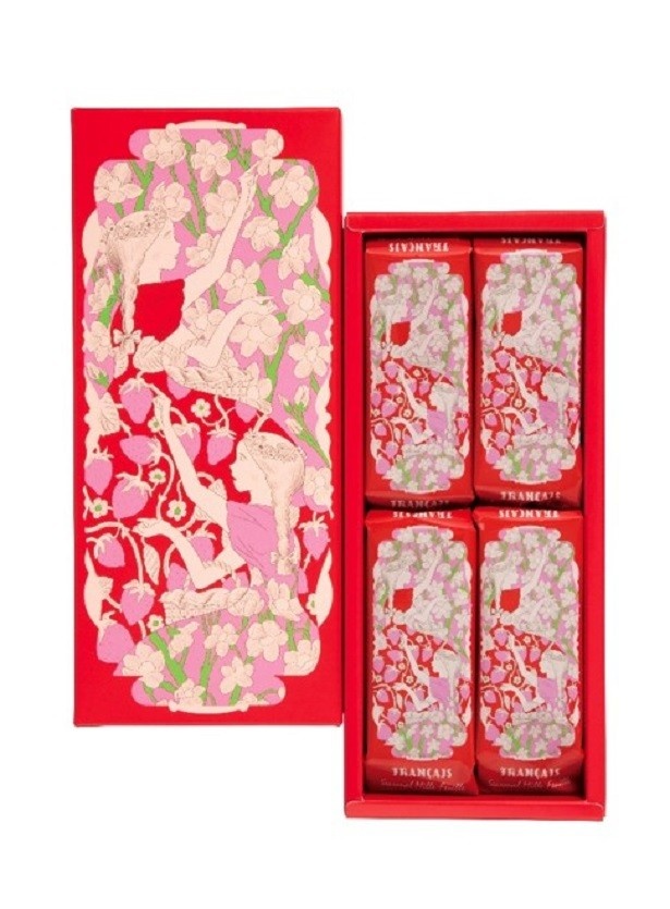 「さくら苺4入」(税別650円)