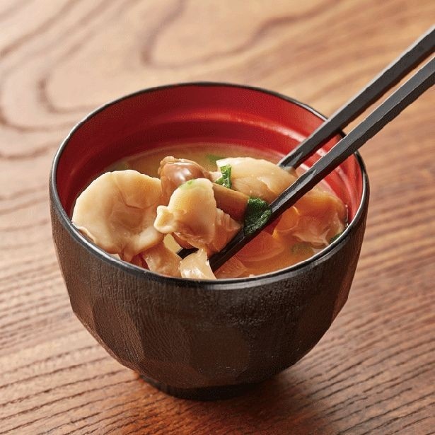 ひらたけ ・しめじ・なめこ・しいたけが入った「4種のきこ汁」(130円)も登場