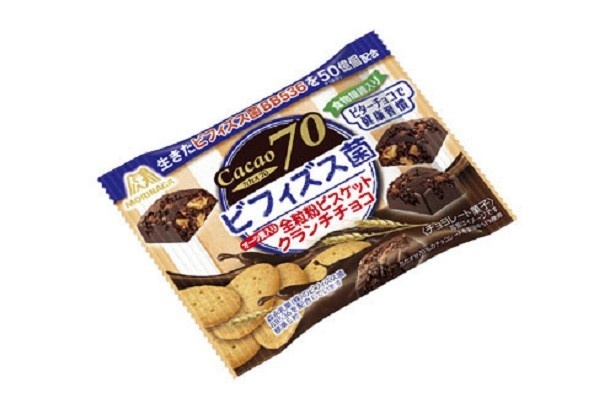 【写真を見る】「ビフィズス菌ビスケットクランチチョコ」(25g130円)