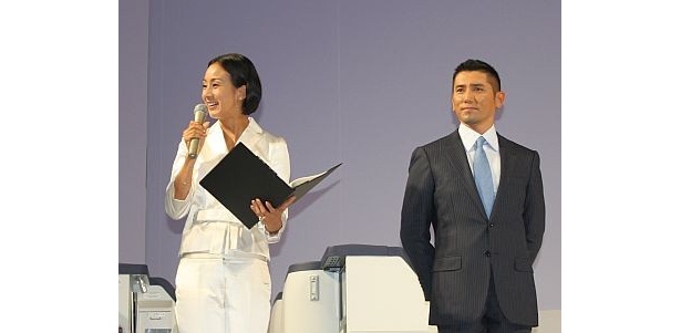 記者会見の様子