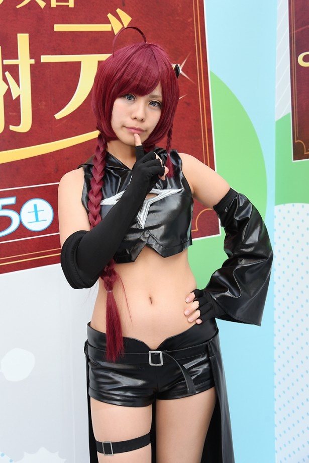 「To LOVEる -とらぶる- ダークネス」の黒咲芽亜に扮する まめきちさん
