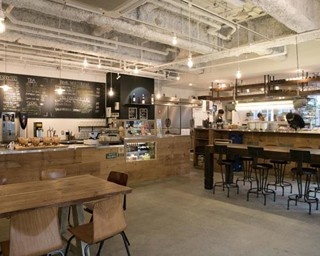手掛けたのはスタバ創業メンバー！ハワイの人気カフェの日本1号店が大阪に登場