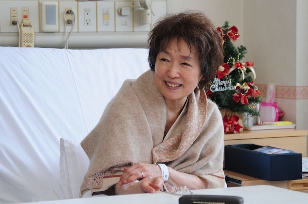 孤独な生い立ちの北斗を受け入る里親の綾子を名優・宮本信子が演じる