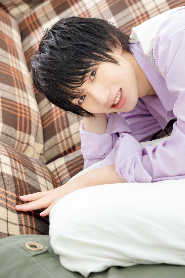 【撮りおろし写真多数！】俳優・植田圭輔のナチュラルな姿に癒やされる