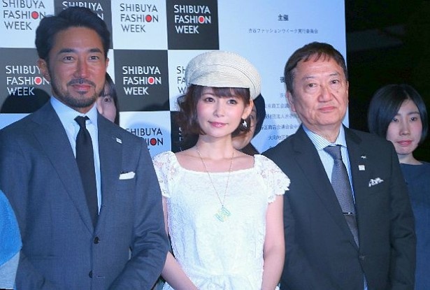 デザイナーらとフォトセッション