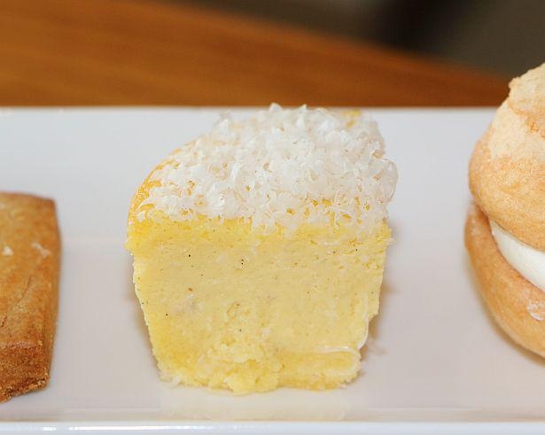 パルミジャーノ・レッジャーノを贅沢に使った塩気のあるチーズケーキ「サレフォルマッジ」