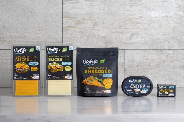 【写真】今回発売されるラインナップはチーズ4種、バター1種の計5商品