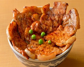 十勝っ子のソウルフード!　豚丼のテッパン3店