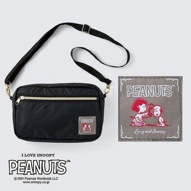 立体感のある、アーティな織りネームがポイント！「PEANUTS スヌーピー 便利なポケットいっぱいのショルダーバッグの会」