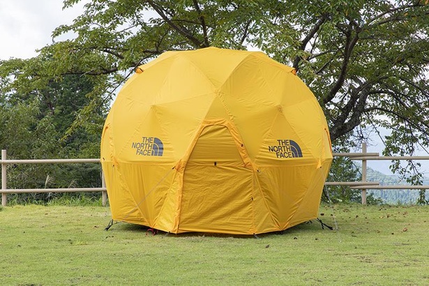 ザ・ノース・フェイスのジオドーム4。居住性の高さが魅力の球体テント