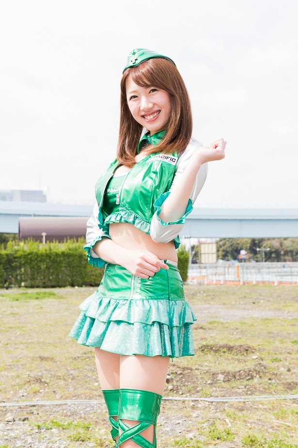 パシフィックレーシングの美人レースクイーン