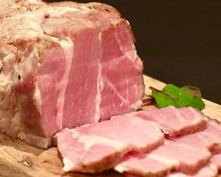 肉食女子にえこひいき！新宿で「肉祭り」開催