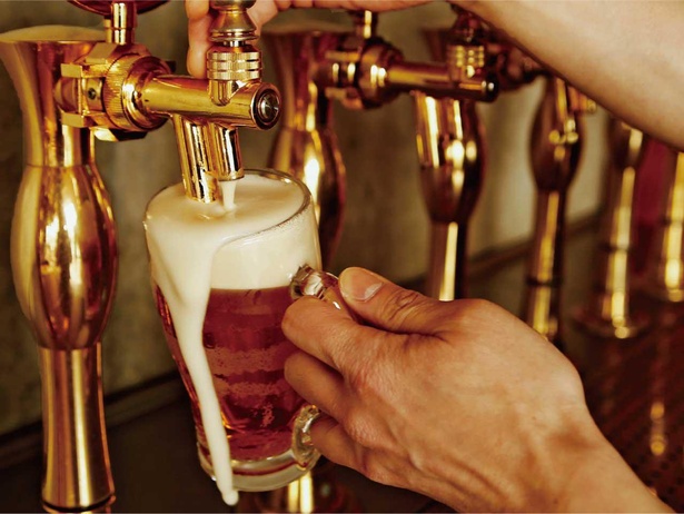 神戸を代表するクラフトビール「六甲ビール」が12種全て生樽で味わえる「PUBGAB」／TOOTH TOOTH MART FOOD HALL＆NIGHT FES