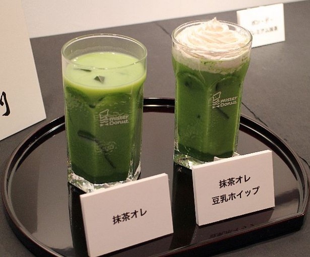 「抹茶オレ」(302円)と「抹茶オレ 豆乳ホイップ」(356円)も新登場