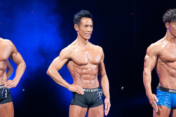 グランプリ5名による総合優勝決定戦に挑む山下 功さん