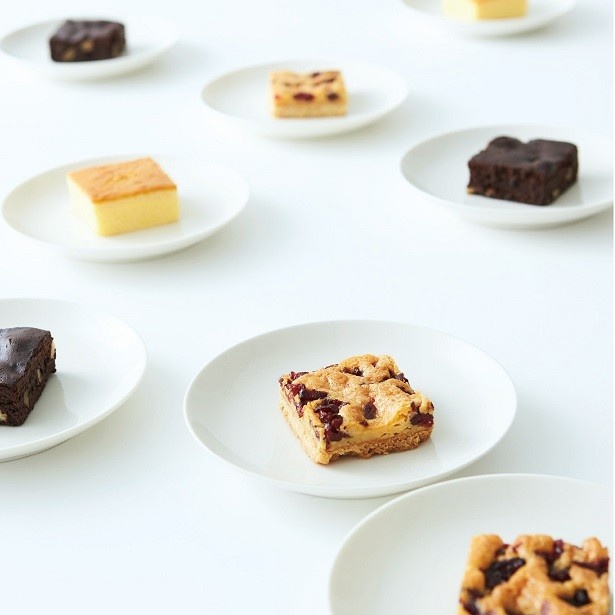 【写真を見る】世界各地に伝わる菓子をテーマにした、無印良品の“伝統菓子シリーズ”