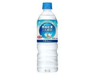 「おいしい水プラス 『カルピス』の乳酸菌」がリニューアル！