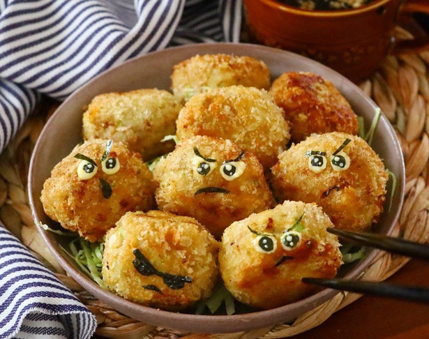 メンチ切ってるメンチ。一人とっても悪そうな子がいる！