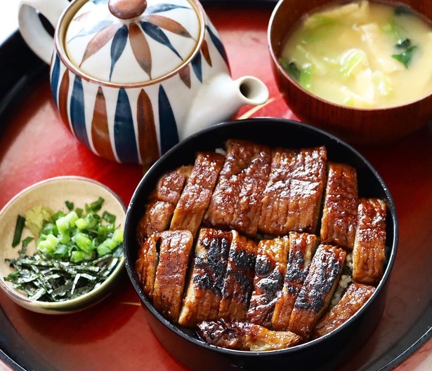 山芋、ゴボウ、豆腐で作るヴィーガンうなぎ