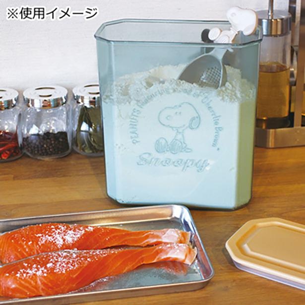 スプーンは容器に入れてしまえる