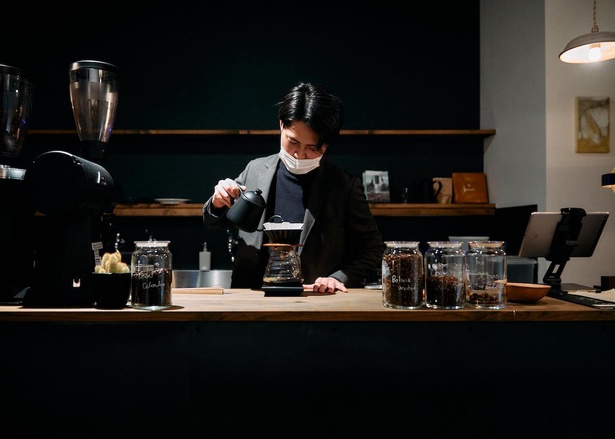 「ENDELEA COFFEE 京町」ではORIGAMIドリッパーを使用