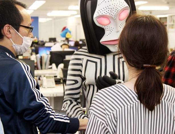 事情が分かって一転なごやかムード