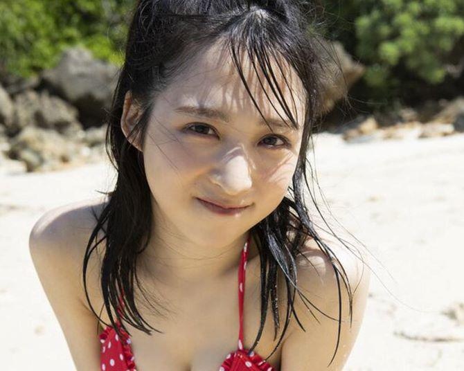 AKB48・小栗有以が水着姿やすっぴんを披露！彼女感たっぷりの写真集発売記念インタビュー