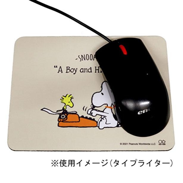 作業中にちらりと目に入るスヌーピーに癒やされる